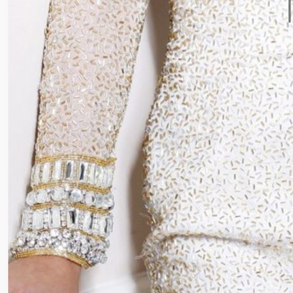 Rare & discontinued Sherri Hill Red Short Beaded Dress! ✨💃🏼 - Picture 4 of 9